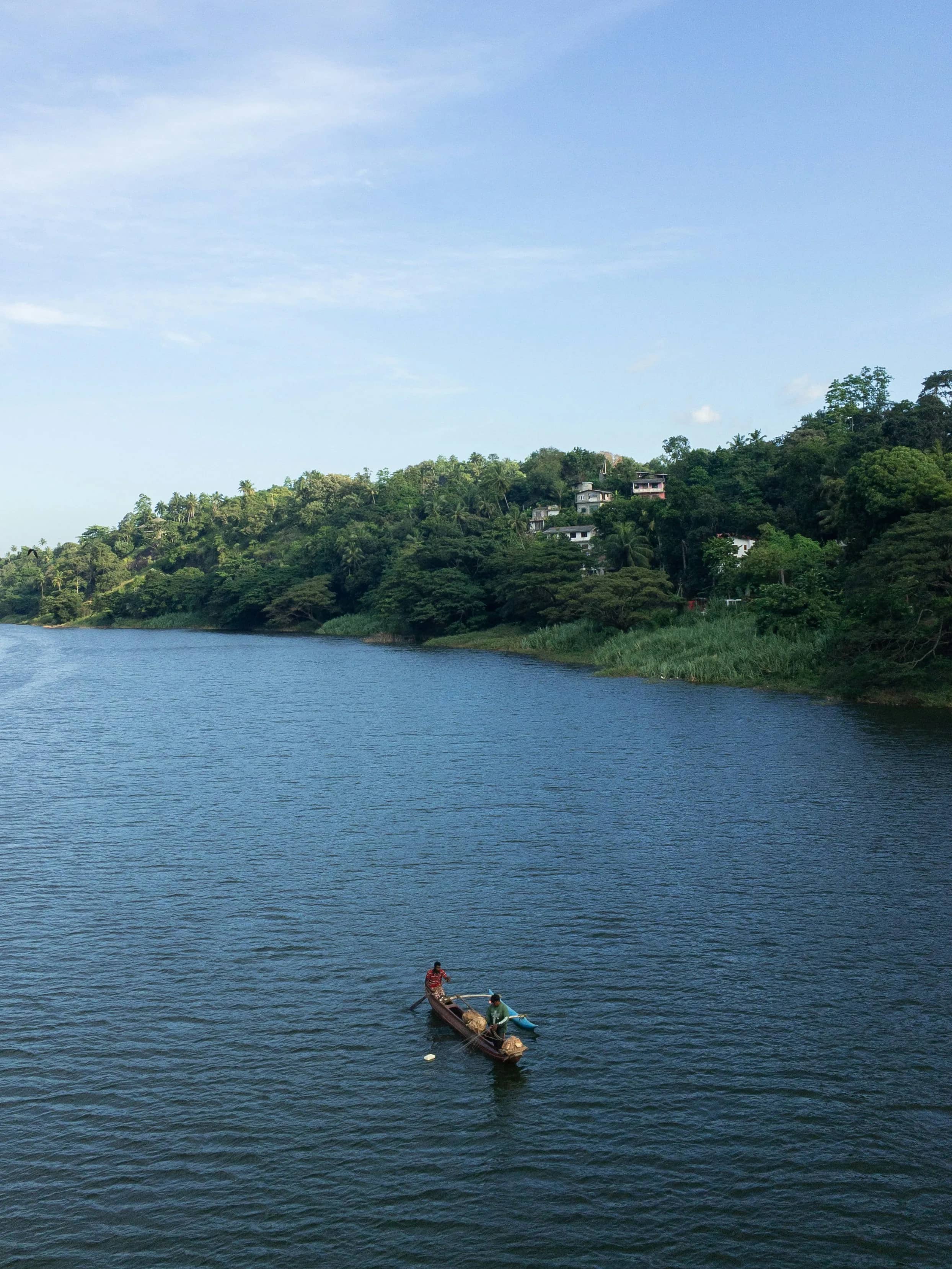 LAKES, RIVERS & LAGOONS